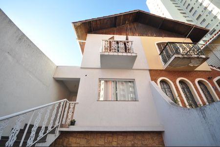 Casa à venda com 198m², 3 quartos e 5 vagasFachada