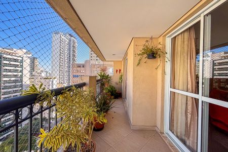 Apartamento à venda com 160m², 3 quartos e 3 vagasSala