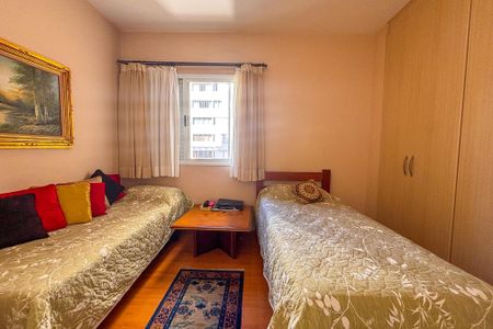 Apartamento à venda com 160m², 3 quartos e 3 vagasQuarto 1