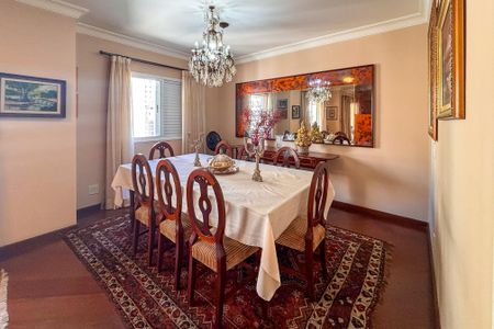 Apartamento à venda com 160m², 3 quartos e 3 vagasSala