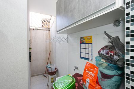 Apartamento à venda com 28m², 1 quarto e sem vaga Apartamento à venda com 28m², 1 quarto e sem vagaÁrea de Serviço