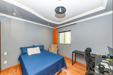 Casa à venda com 297m², 4 quartos e 4 vagasQuarto 1