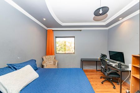 Casa à venda com 297m², 4 quartos e 4 vagasQuarto 1