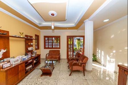 Casa à venda com 297m², 4 quartos e 4 vagasSala 2