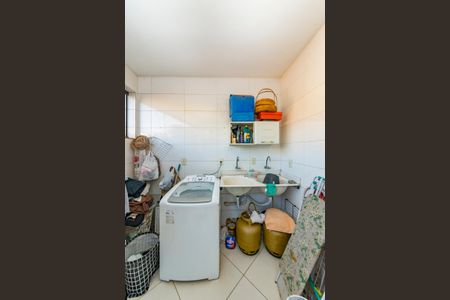 Casa à venda com 297m², 4 quartos e 4 vagasÁrea de Serviço