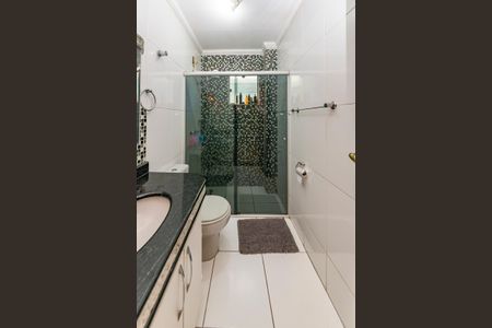 Casa à venda com 297m², 4 quartos e 4 vagasBanheiro Social 2