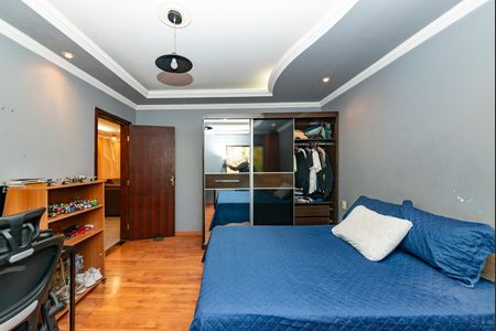 Casa à venda com 297m², 4 quartos e 4 vagasQuarto 1