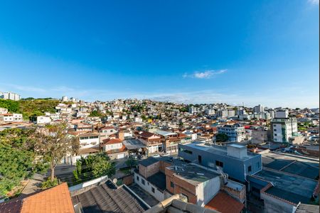 Casa à venda com 297m², 4 quartos e 4 vagasCobertura Vista