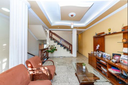 Casa à venda com 297m², 4 quartos e 4 vagasSala 2