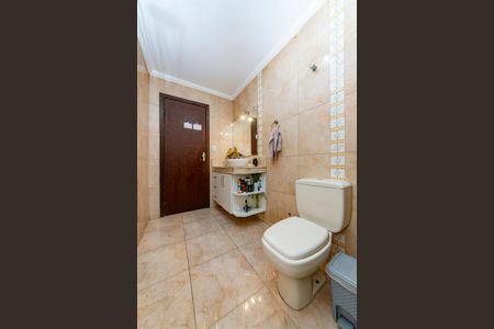 Casa à venda com 297m², 4 quartos e 4 vagasBanheiro Social 1