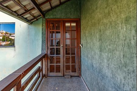 Casa à venda com 297m², 4 quartos e 4 vagasVaranda da Suíte 1