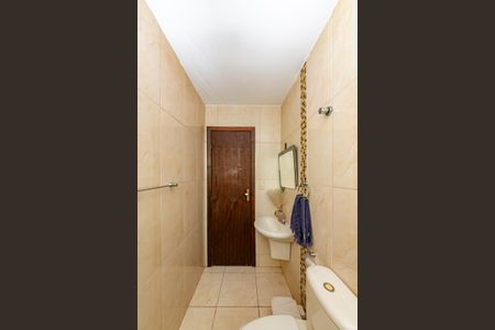 Casa à venda com 297m², 4 quartos e 4 vagasBanheiro Social 3