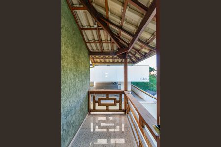 Casa à venda com 297m², 4 quartos e 4 vagasVaranda da Suíte 1