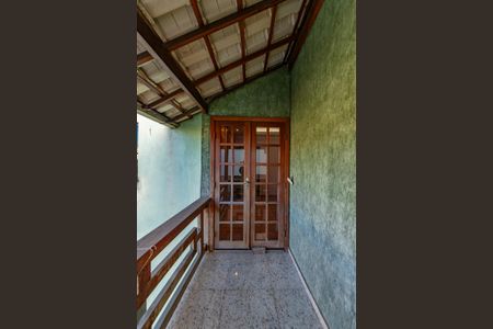 Casa à venda com 297m², 4 quartos e 4 vagasVaranda da Suíte 1