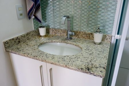 Apartamento à venda com 65m², 2 quartos e 1 vagaBanheiro