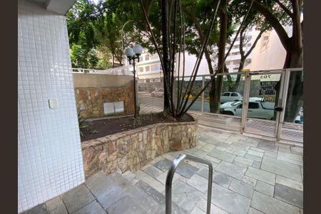 Apartamento à venda com 73m², 2 quartos e 1 vagaÁrea comum