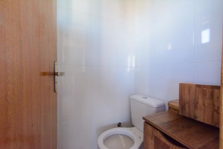 Casa à venda com 600m², 3 quartos e 7 vagas Casa à venda com 600m², 3 quartos e 7 vagasBanheiro de Serviço