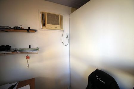 Casa à venda com 200m², 4 quartos e 1 vagaQuarto de Serviço