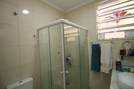 Casa à venda com 200m², 4 quartos e 1 vagaBanheiro