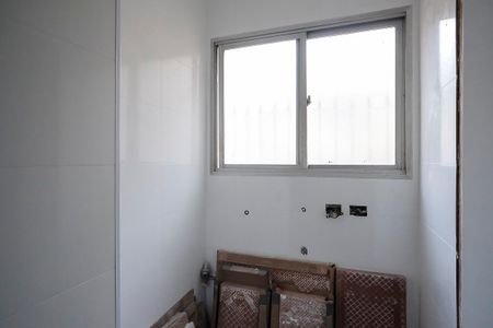 Apartamento à venda com 77m², 3 quartos e 1 vagaÁrea de serviço