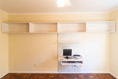 Casa à venda com 260m², 4 quartos e 2 vagas Casa à venda com 260m², 4 quartos e 2 vagasQuarto 02