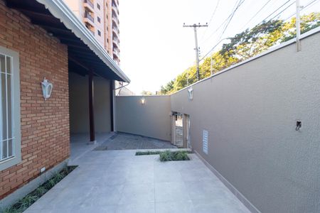 Casa à venda com 260m², 4 quartos e 2 vagas Casa à venda com 260m², 4 quartos e 2 vagasQuintal