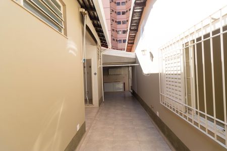 Casa à venda com 260m², 4 quartos e 2 vagas Casa à venda com 260m², 4 quartos e 2 vagasQuintal