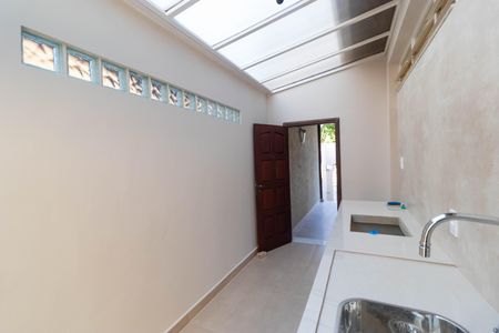 Casa à venda com 260m², 4 quartos e 2 vagas Casa à venda com 260m², 4 quartos e 2 vagasCozinha 02