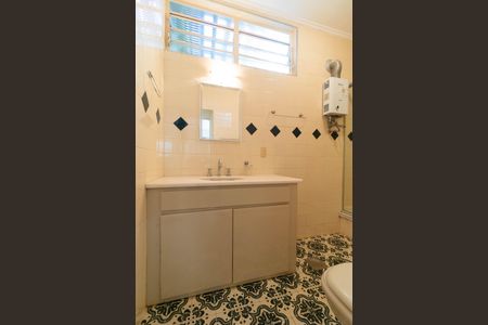 Casa à venda com 260m², 4 quartos e 2 vagas Casa à venda com 260m², 4 quartos e 2 vagasBanheiro da Suíte