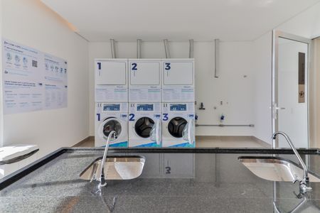 Studio para alugar com 31m², 1 quarto e 1 vaga Studio para alugar com 31m², 1 quarto e 1 vagaÁrea comum