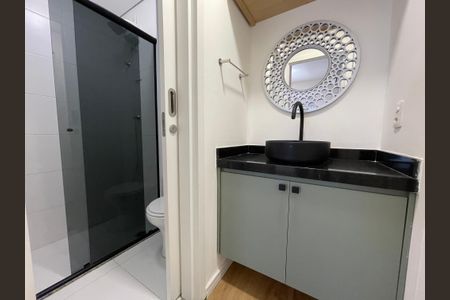 Studio para alugar com 31m², 1 quarto e 1 vaga Studio para alugar com 31m², 1 quarto e 1 vagaBanheiro