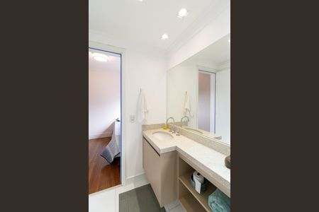 Apartamento à venda com 154m², 3 quartos e 2 vagas Apartamento à venda com 154m², 3 quartos e 2 vagasBanheiro da Suíte 2