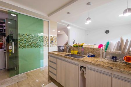 Casa de condomínio à venda com 270m², 4 quartos e 2 vagas Casa de condomínio à venda com 270m², 4 quartos e 2 vagasCozinha