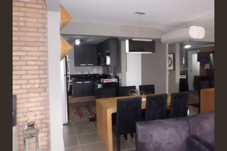 Apartamento à venda com 90m², 1 quarto e 1 vagaFoto 02