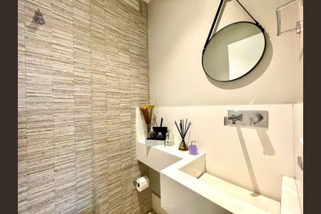 Apartamento à venda com 124m², 3 quartos e 2 vagas Apartamento à venda com 124m², 3 quartos e 2 vagasLavabo