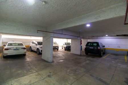 Apartamento à venda com 70m², 2 quartos e 1 vaga Apartamento à venda com 70m², 2 quartos e 1 vagaGaragem