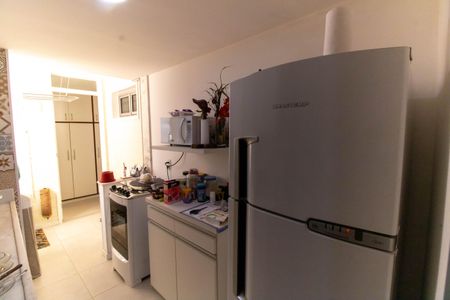 Apartamento à venda com 70m², 2 quartos e 1 vaga Apartamento à venda com 70m², 2 quartos e 1 vagaCozinha e Área de Serviço