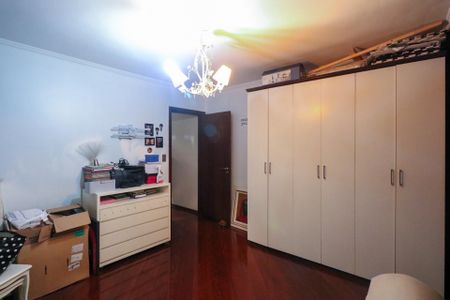 Apartamento à venda com 124m², 3 quartos e 2 vagas Apartamento à venda com 124m², 3 quartos e 2 vagasQuarto 2