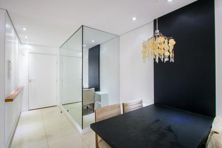 Apartamento à venda com 67m², 2 quartos e 1 vagaSala