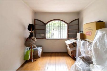 Casa à venda com 170m², 3 quartos e 2 vagas