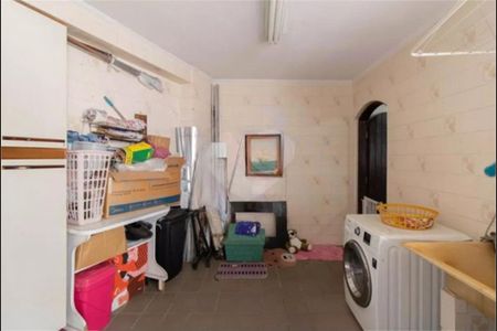 Casa à venda com 170m², 3 quartos e 2 vagas