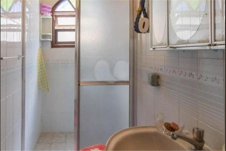 Casa à venda com 170m², 3 quartos e 2 vagas