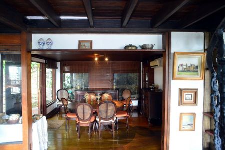 Casa à venda com 302m², 3 quartos e 1 vagaSala