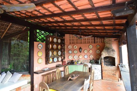 Casa à venda com 302m², 3 quartos e 1 vagaÁrea comum - Churrasqueira