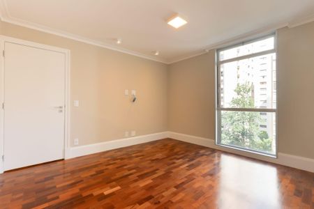 Apartamento à venda com 222m², 4 quartos e 3 vagas