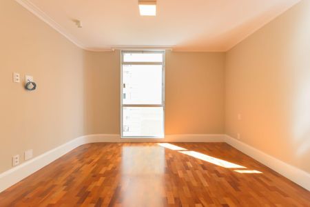 Apartamento à venda com 222m², 4 quartos e 3 vagas