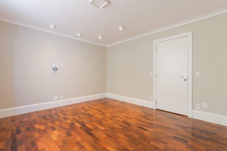 Apartamento à venda com 222m², 4 quartos e 3 vagas