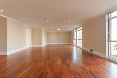Apartamento à venda com 222m², 4 quartos e 3 vagas