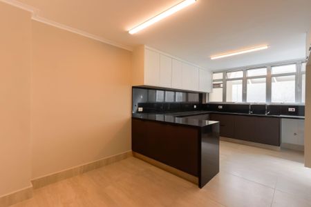Apartamento à venda com 222m², 4 quartos e 3 vagas