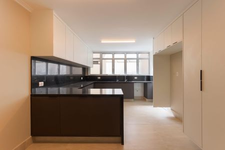 Apartamento à venda com 222m², 4 quartos e 3 vagas